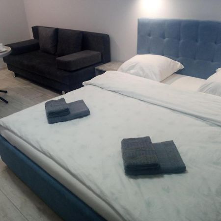 Apartament Yescity! Uzhhorod Exterior photo